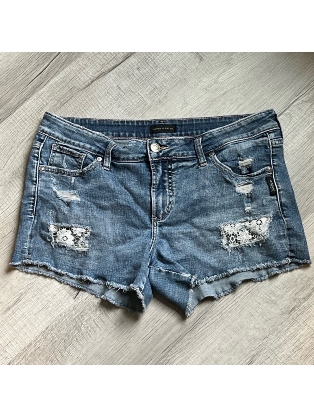 SILVER JEANS
Boyfriend Short